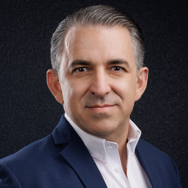 Picture of Deron E. Smallcomb